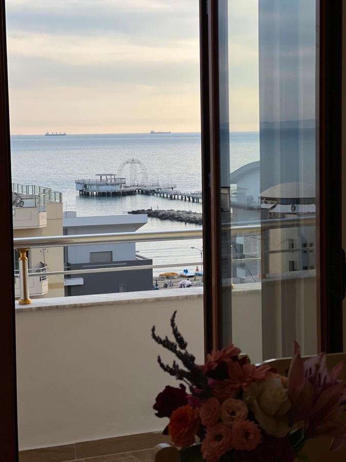 West View Apartment Durrës Buitenkant foto